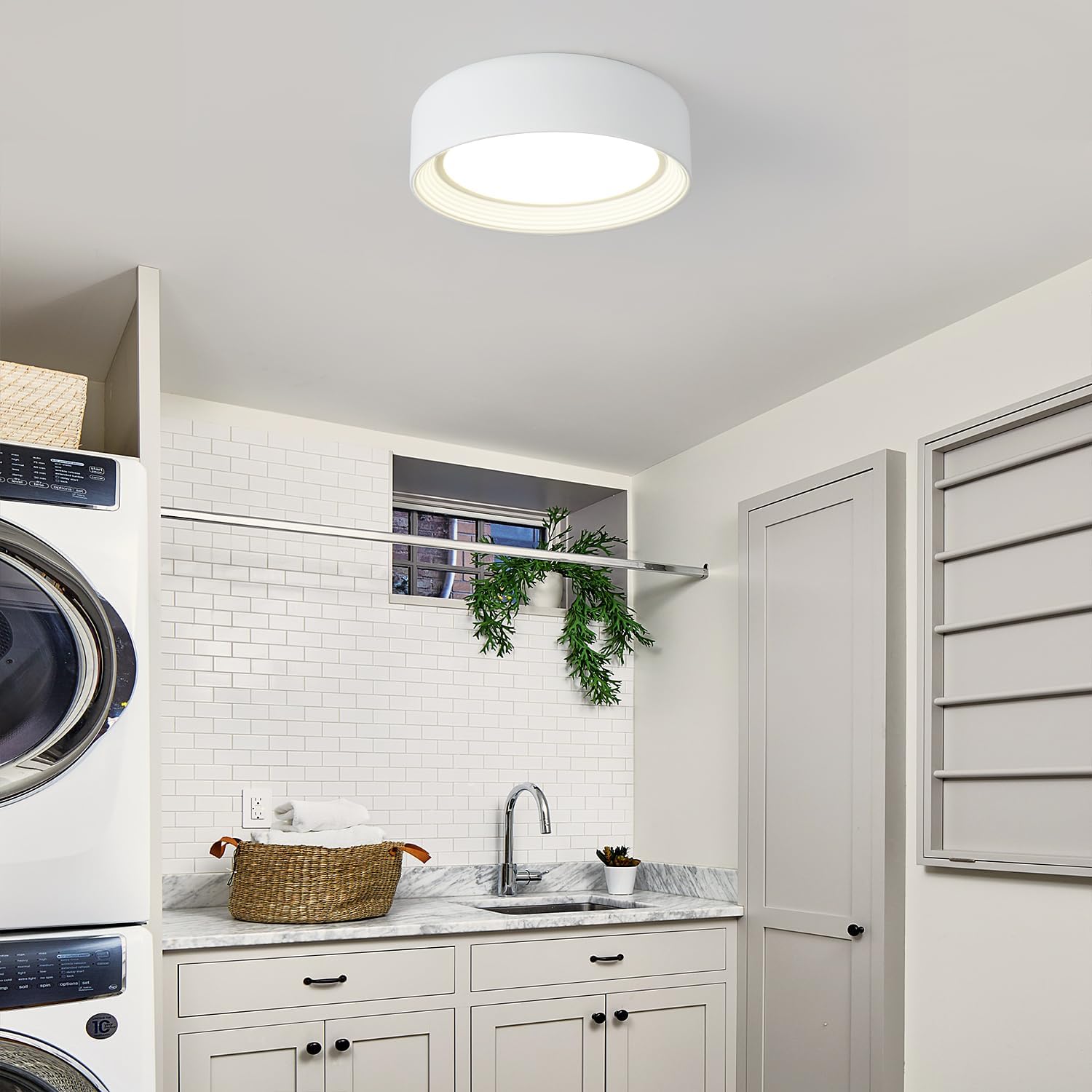 Dimmable Flush Mount Ceiling Light White,24W LED Ceiling Light Fixture,3000K-6500K 5CCT Round 11.81 in Modern Lighting Fixtures for Laundry Room Hallway Kitchen