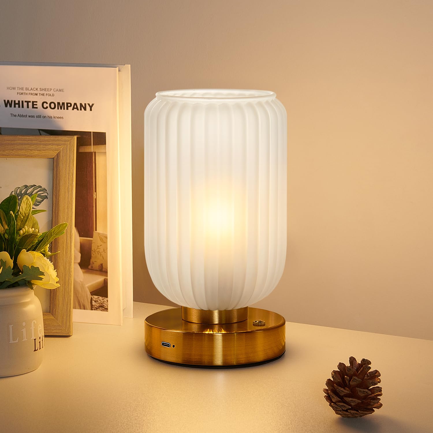 LightRound Cordless Table Lamp for Bedroom, 7500mAh Rechargeable Battery Operated Lamp, Modern Touch Dimmable Wireless Lamp Gold Base Green Glass Shade for Living Room, Desk, Led Bulb Included